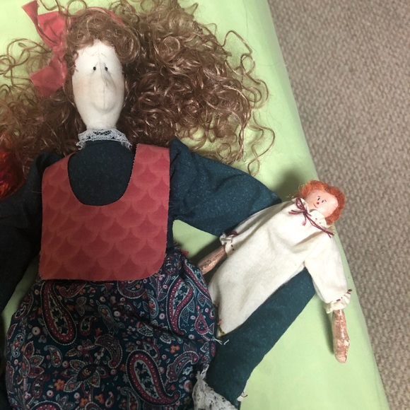 Dolls lot - Picture 2 of 7